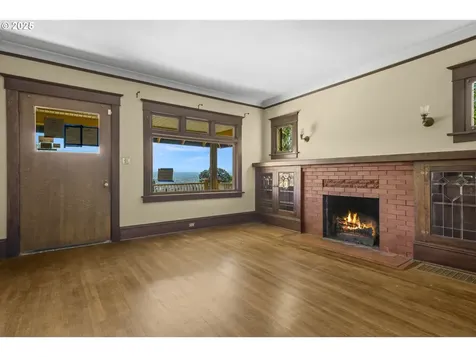 4219 SW Condor Avenue Portland OR 97239