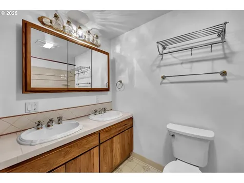 12901 NE 37th Street Vancouver WA 98682