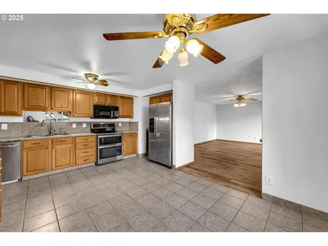 12901 NE 37th Street Vancouver WA 98682