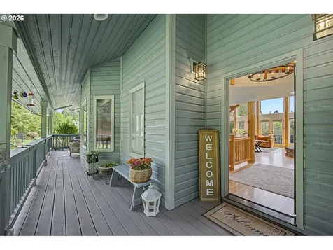 23303 SE Howlett Road Eagle Creek OR 97022