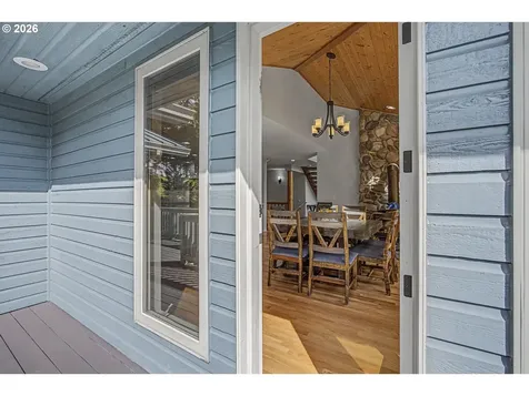 23303 SE Howlett Road Eagle Creek OR 97022