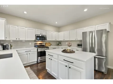 21481 SW Roellich Avenue Sherwood OR 97140