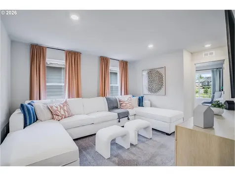 8875 SW Mohegan Lane Tualatin OR 97062