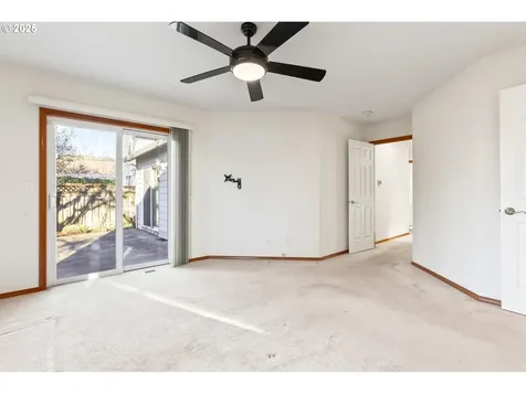 3509 N Center Street Newberg OR 97132
