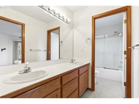 3509 N Center Street Newberg OR 97132