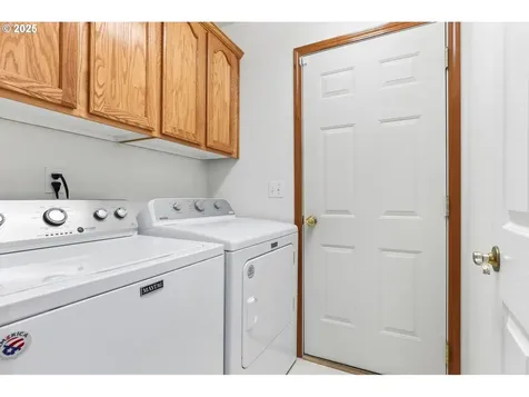 3509 N Center Street Newberg OR 97132