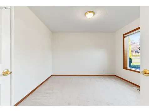 3509 N Center Street Newberg OR 97132