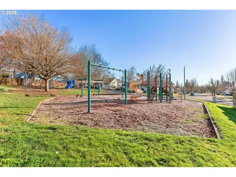 3509 N Center Street Newberg OR 97132