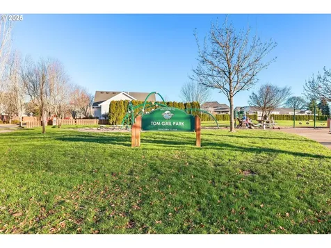 3509 N Center Street Newberg OR 97132