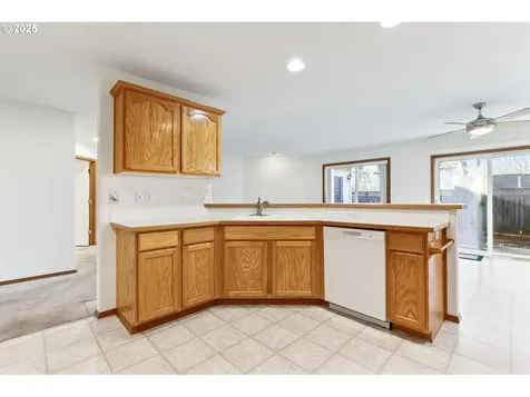 3509 N Center Street Newberg OR 97132