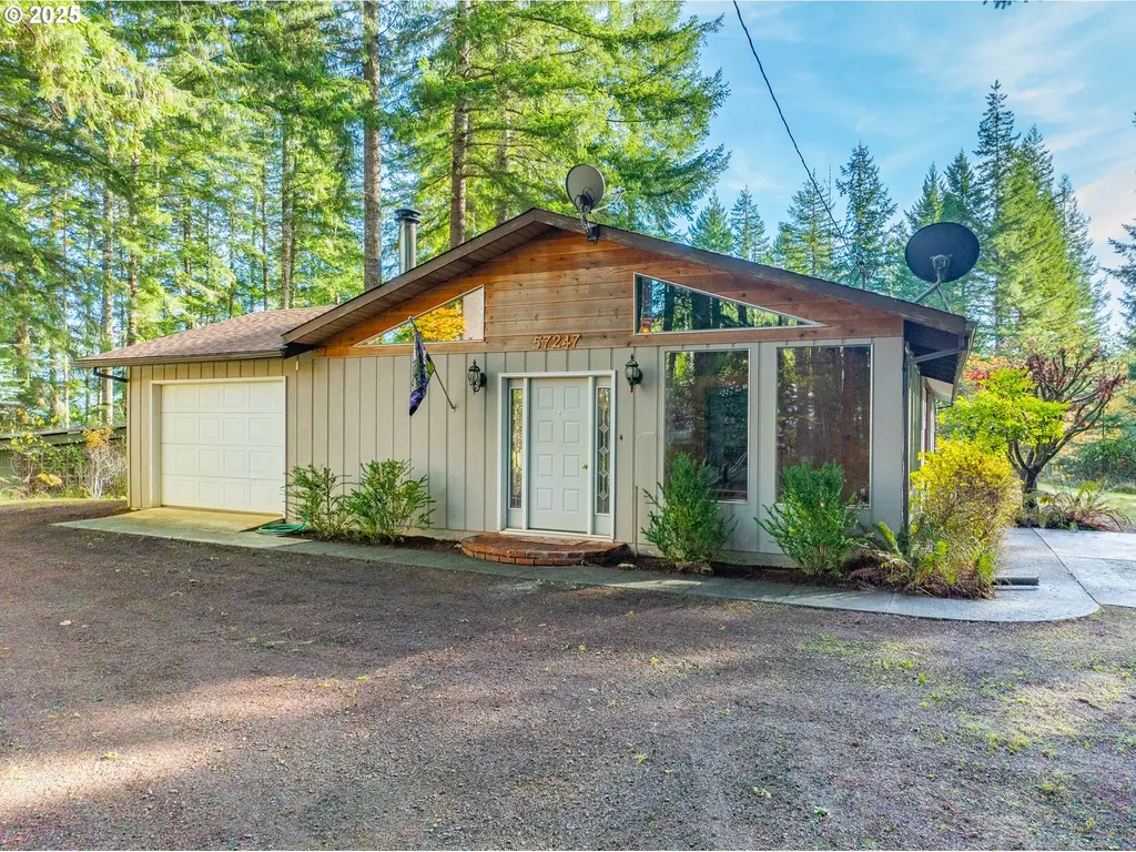 57247 Fairview Road Coquille OR 97423