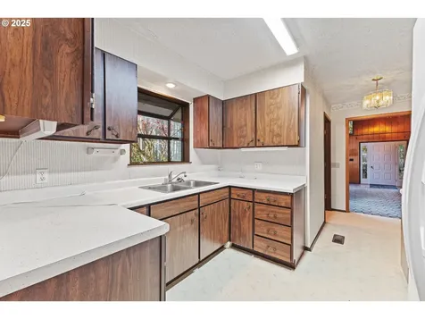 57247 Fairview Road Coquille OR 97423