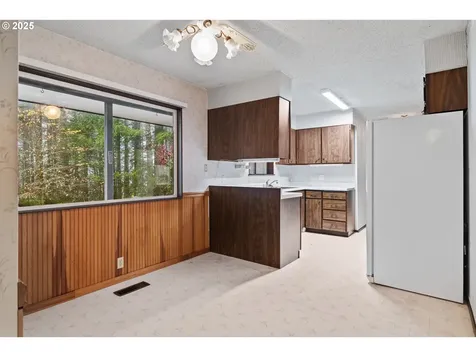 57247 Fairview Road Coquille OR 97423
