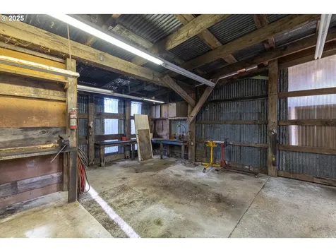 57247 Fairview Road Coquille OR 97423