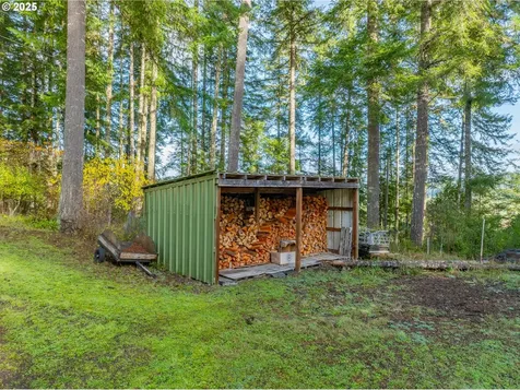 57247 Fairview Road Coquille OR 97423