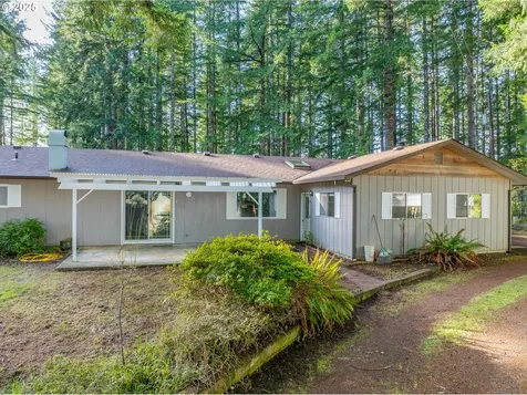 57247 Fairview Road Coquille OR 97423