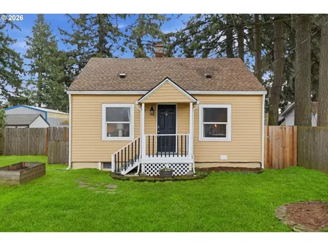 7930 SE Overland Street Milwaukie OR 97222