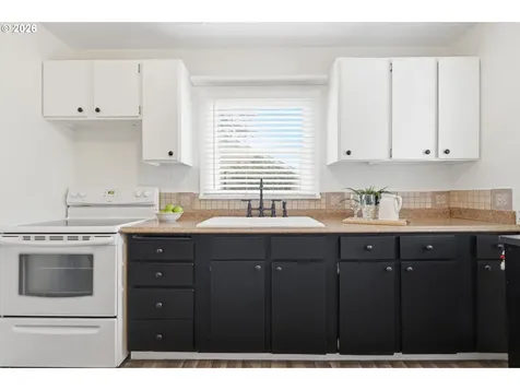 7930 SE Overland Street Milwaukie OR 97222