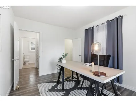 7930 SE Overland Street Milwaukie OR 97222