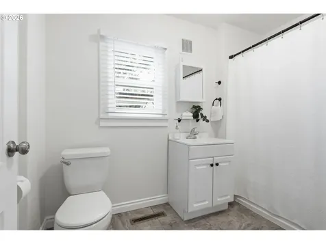 7930 SE Overland Street Milwaukie OR 97222