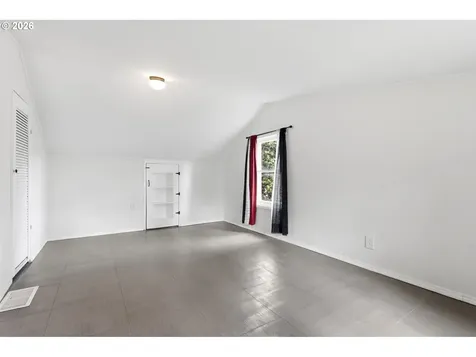 7930 SE Overland Street Milwaukie OR 97222