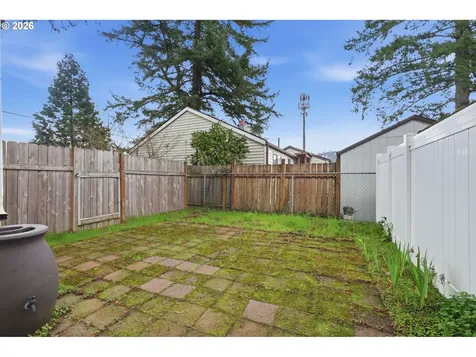 7930 SE Overland Street Milwaukie OR 97222