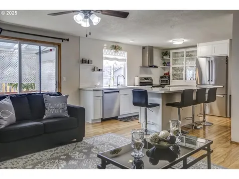 15801 NE 85th Street Vancouver WA 98682