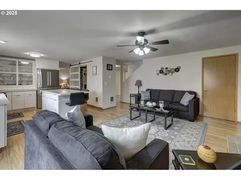 15801 NE 85th Street Vancouver WA 98682