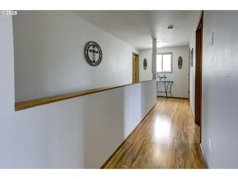15801 NE 85th Street Vancouver WA 98682