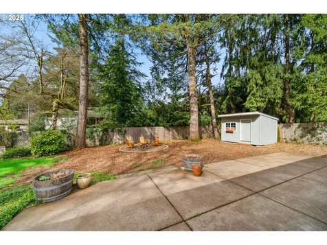 9625 S Kelly Avenue Portland OR 97219