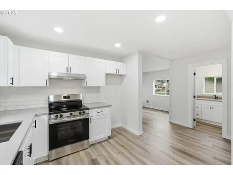 289 20th Avenue Longview WA 98632