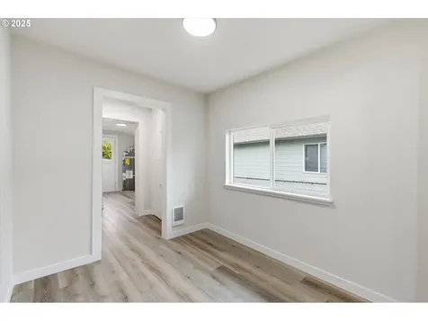 289 20th Avenue Longview WA 98632
