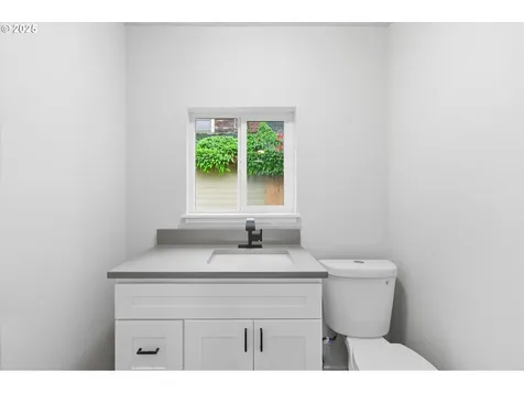 289 20th Avenue Longview WA 98632