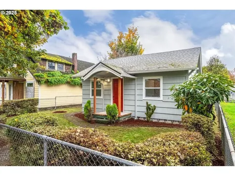 289 20th Avenue Longview WA 98632