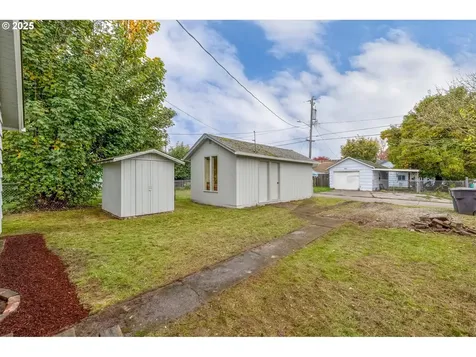 289 20th Avenue Longview WA 98632
