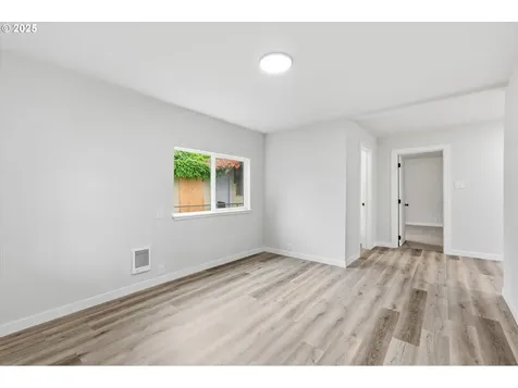 289 20th Avenue Longview WA 98632
