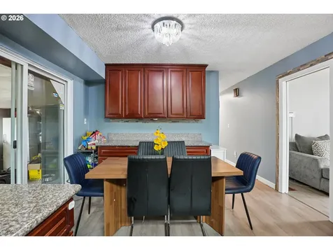 2236 SE 185th Avenue Portland OR 97233