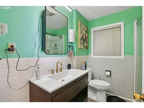 2236 SE 185th Avenue Portland OR 97233
