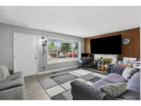 2236 SE 185th Avenue Portland OR 97233