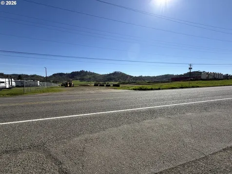 7849 Old Highway 99 Roseburg OR 97470