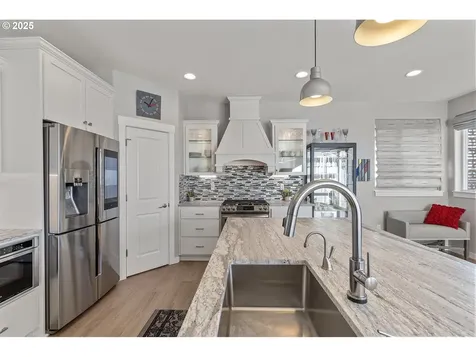 12305 NE 13th Avenue Vancouver WA 98685