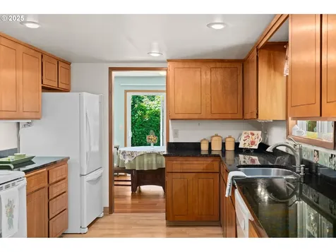 3420 SE El Camino Drive Gresham OR 97080