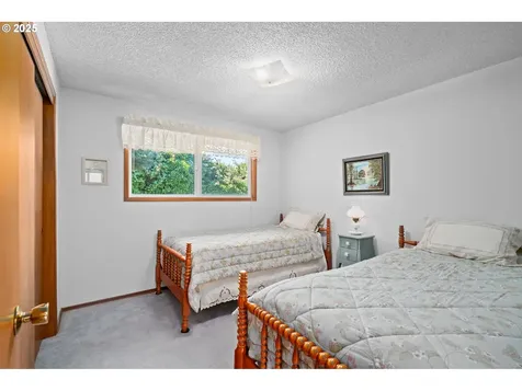 3420 SE El Camino Drive Gresham OR 97080