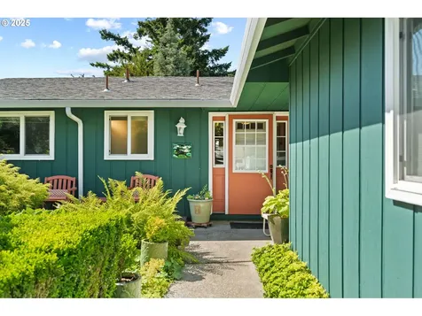 3420 SE El Camino Drive Gresham OR 97080