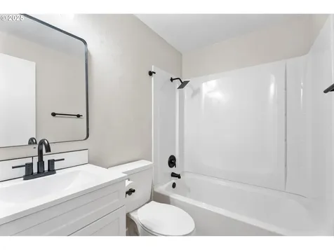 2608 E 30th Street Vancouver WA 98661