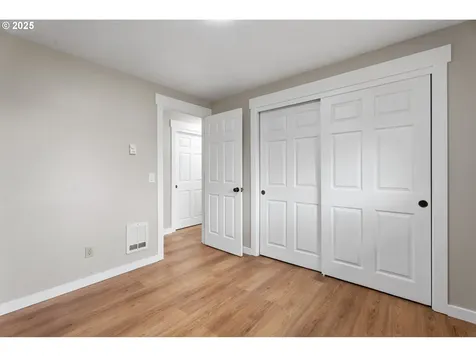 2608 E 30th Street Vancouver WA 98661