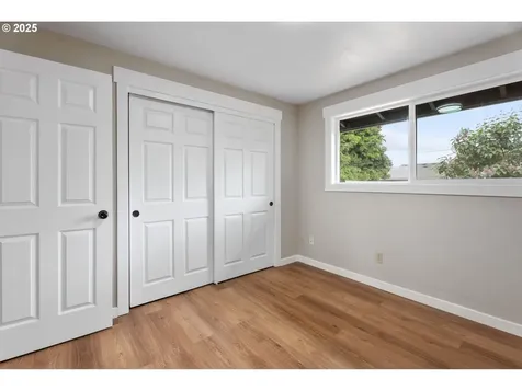 2608 E 30th Street Vancouver WA 98661
