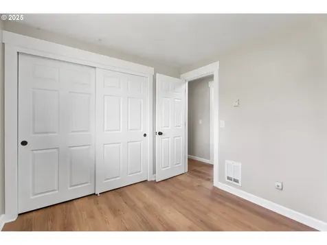 2608 E 30th Street Vancouver WA 98661