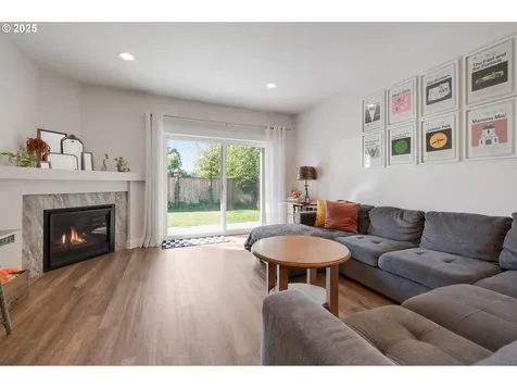 13768 John Jeffrey Court Oregon City OR 97045
