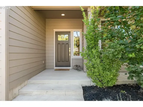 13768 John Jeffrey Court Oregon City OR 97045